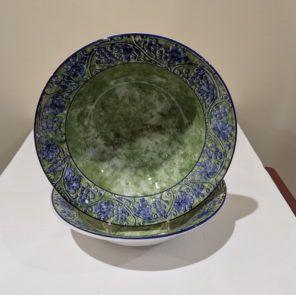 NEW 2 Large Ceramic Serving Bowl By Quadrifoglio